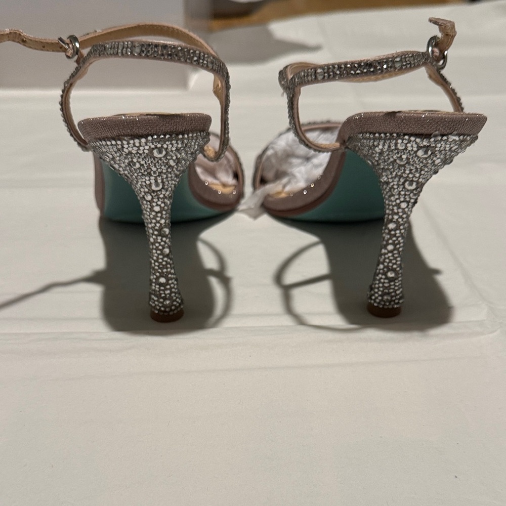 Betsey Johnson Rose Pink Glitter Ankle Strap Sandals with Rhinestone Band - Picture 4 of 9